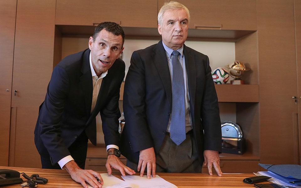 πογέτ-είμαι-εδώ-για-να-κερδίσω-561727798