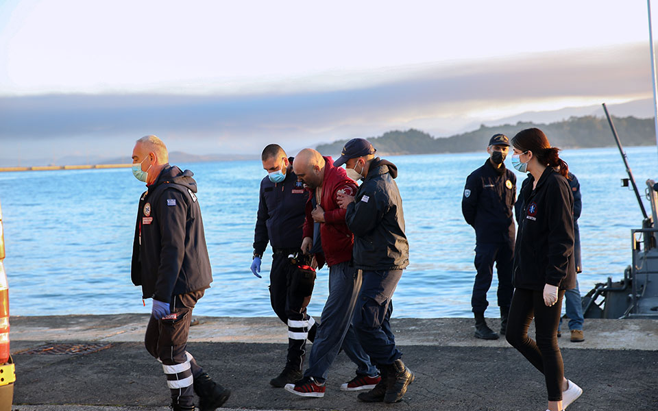 φωτιά-στο-euroferry-olympia-φόβοι-για-αγνοούμενους-ε-561725089