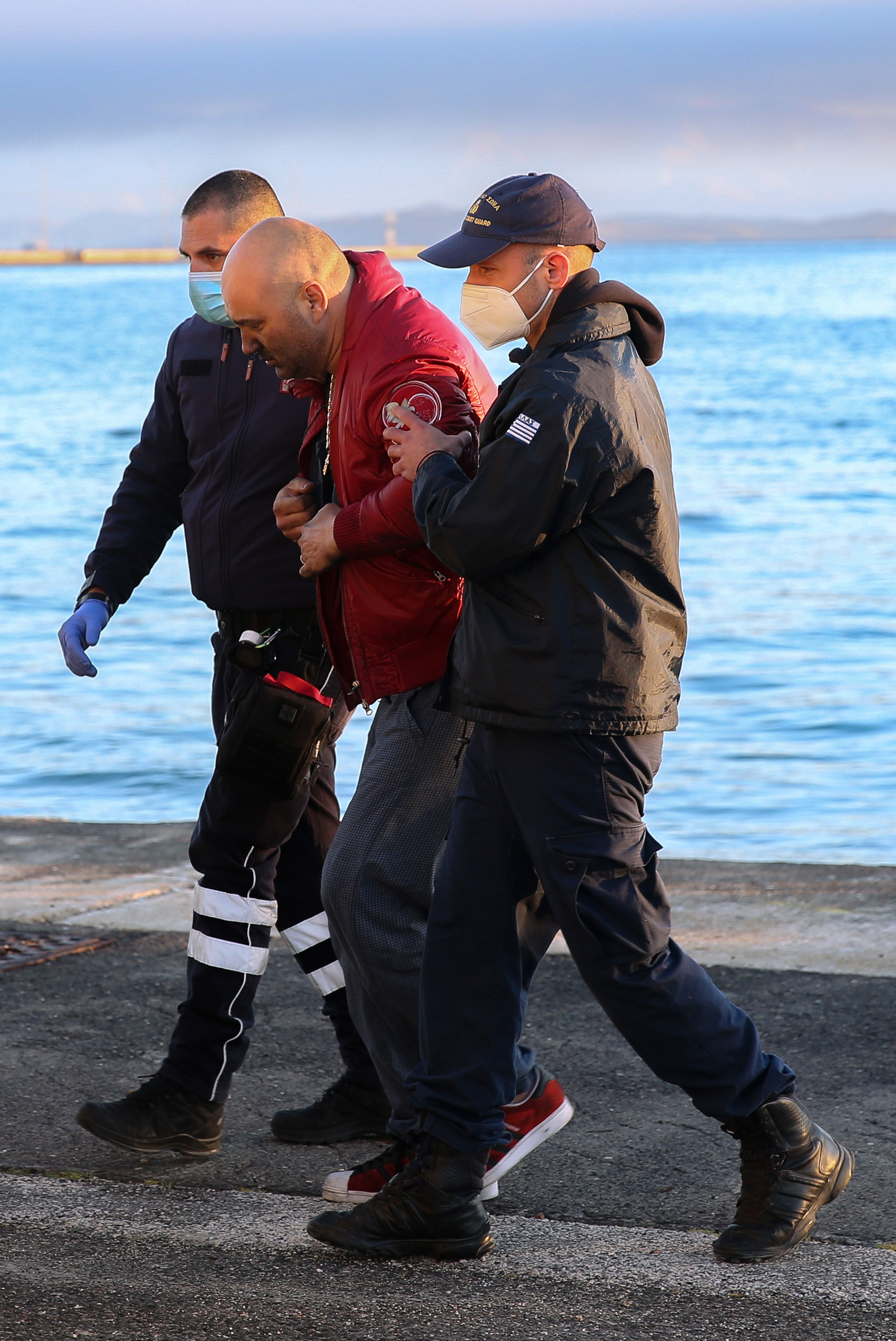 Φωτιά στο Euroferry Olympia: Καρέ – καρέ η επιχείρηση διάσωσης (φωτογραφίες, βίντεο)-3