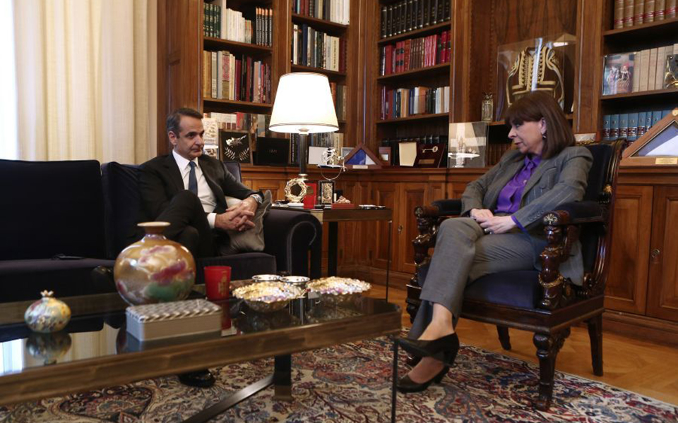 μητσοτάκης-ενημερώνει-την-τρίτη-τη-βο-561736936