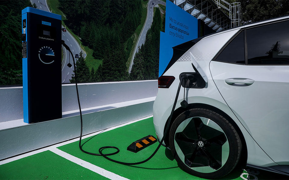 έρχεται-νέος-φόρος-ανά-χιλιόμετρο-χρή-561703360