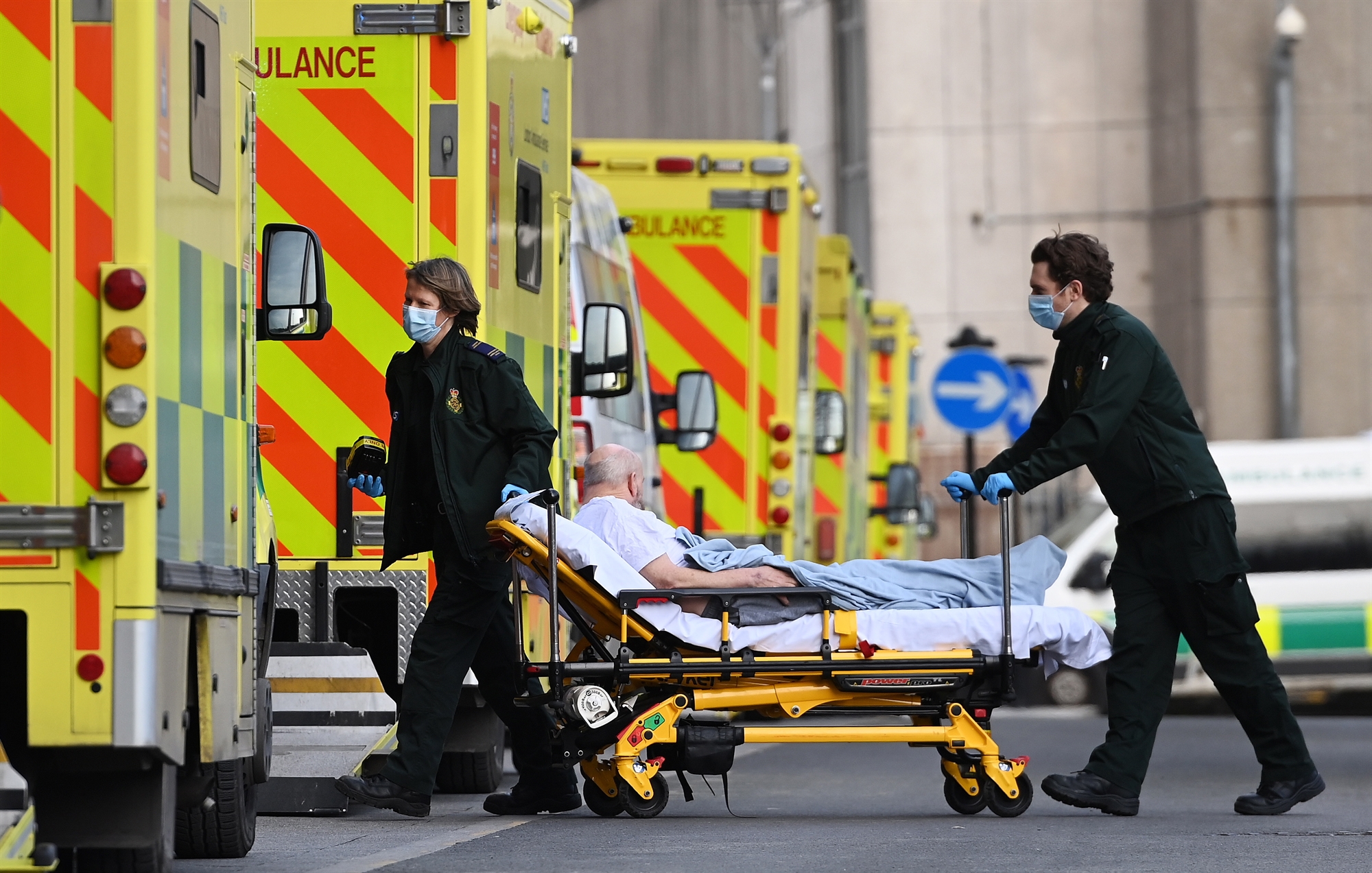 στόχος-κυβερνοεπιθέσεων-εν-μέσω-πανδ-561716272