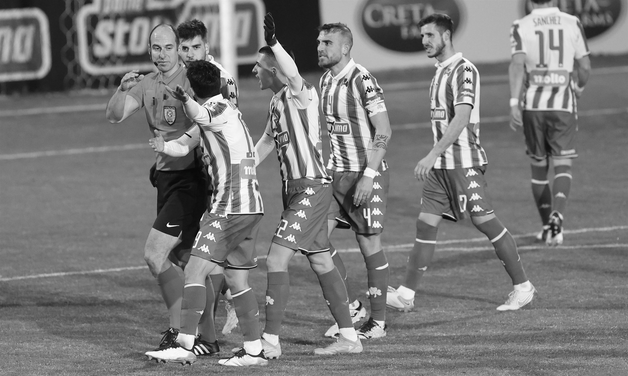 Απάντηση στο αίμα με μπάλα-1