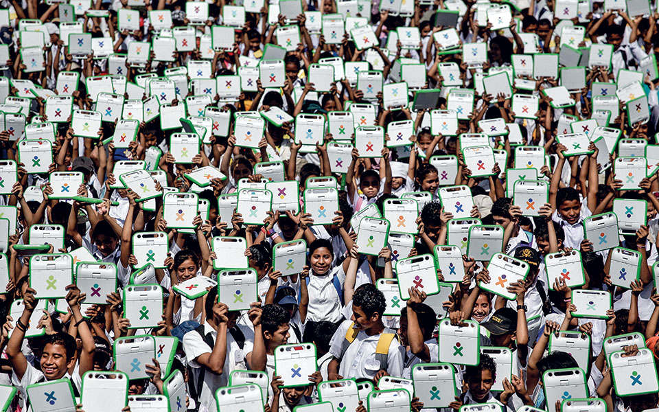 Μιχάλης Μπλέτσας: Ο Έλληνας του MIT Media Lab για το Metaverse, τα social media και την εκπαιδευτική κρίση-2