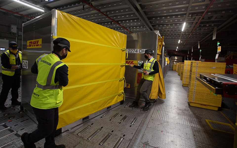 dhl-επενδύει-15-εκατ-δολ-σε-στόλο-ρομπότ-τη-561714448