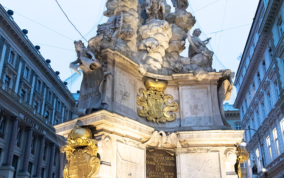 η-βουβωνική-πανώλη-σταθμός-στα-εργασι-561725374