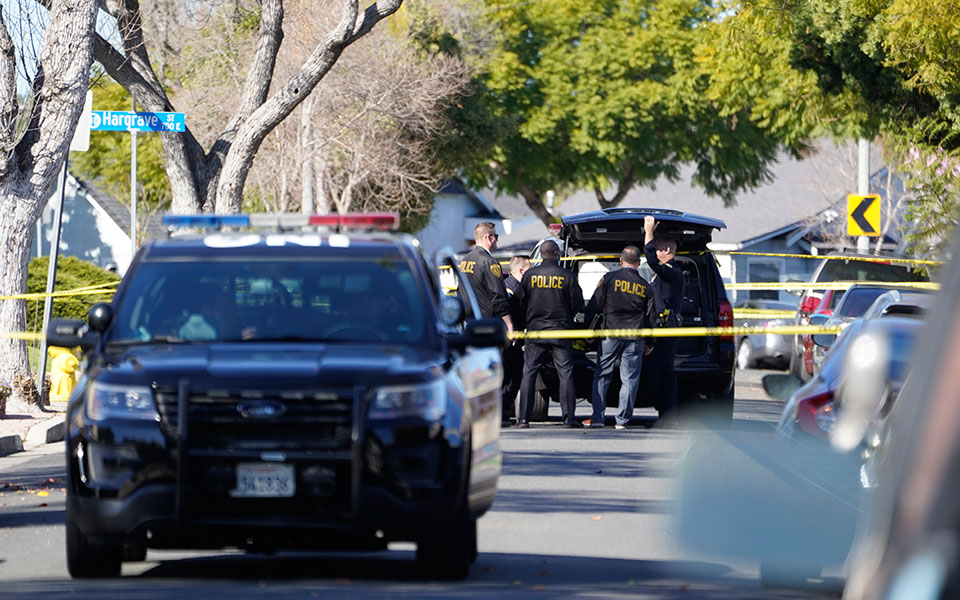 ηπα-απειλή-για-βόμβα-σε-σχολική-εκδήλω-561709354