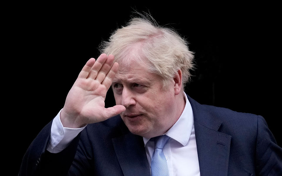 partygate-o-τζόνσον-έδωσε-εξηγήσεις-στην-αστυν-561727822