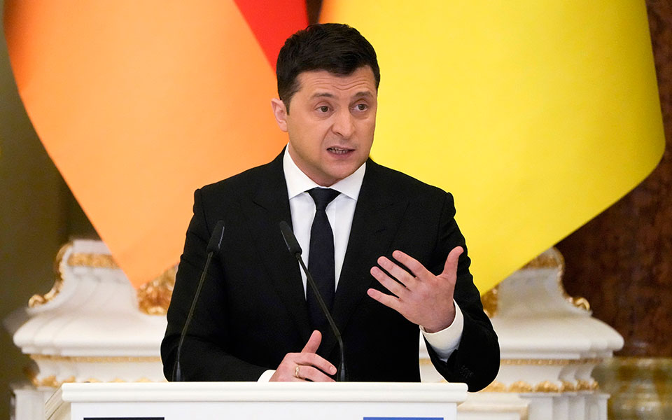 πρόεδρος-ουκρανίας-ζελένσκι-μας-λένε-561718654