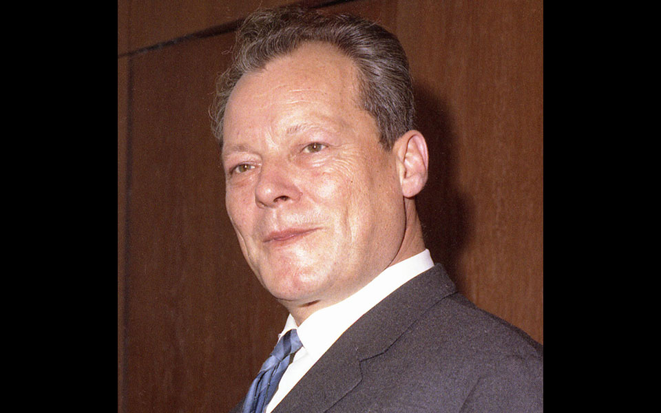 τίμοθι-γκάρτον-ας-νέα-γερμανική-πολιτ-561712081