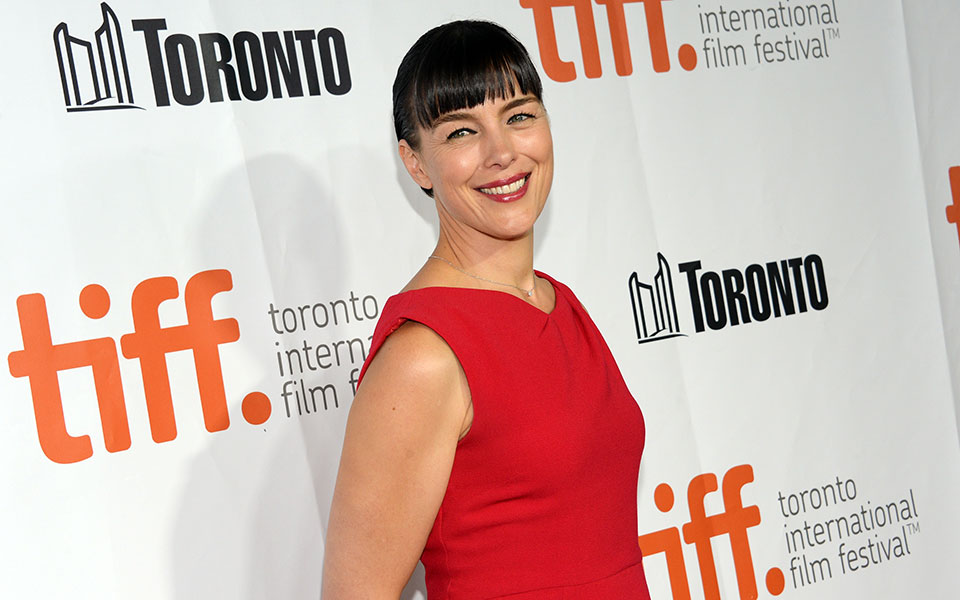 the-crown-στο-netflix-η-ολίβια-γουίλιαμς-θα-υποδυθ-561740929