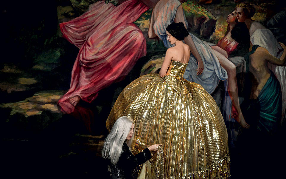 Έμιλυ Κολιανδρή «Στις παρέες είμαι η βασίλισσα του πάρτι»-2