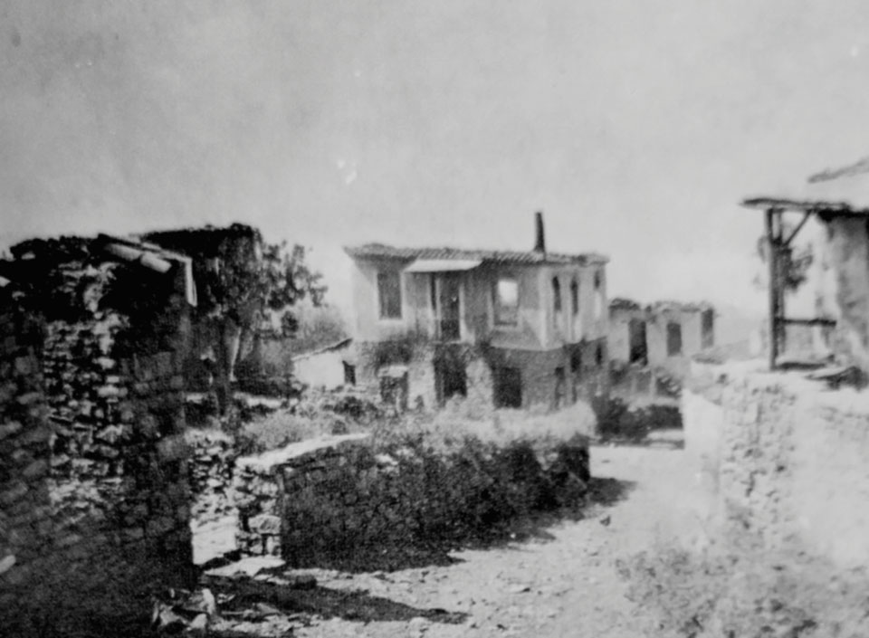 Ξετυλίγοντας τον μίτο της αλήθειας: Απόγονοι Γερμανών στρατιωτών ερευνούν τη δράση τους επί Κατοχής στην Ελλάδα-5