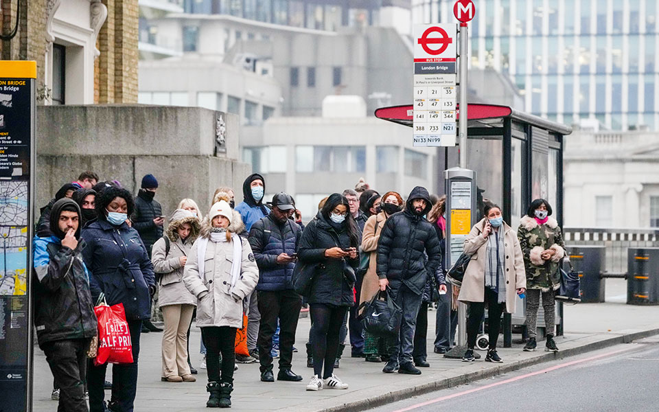 κορωνοϊός-καθολική-άρση-περιορισμών-561711892