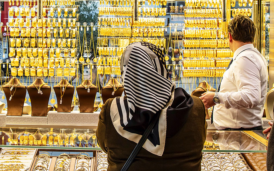 ερντογάν-έβαλε-στο-στόχαστρο-τον-χρυσ-561711982