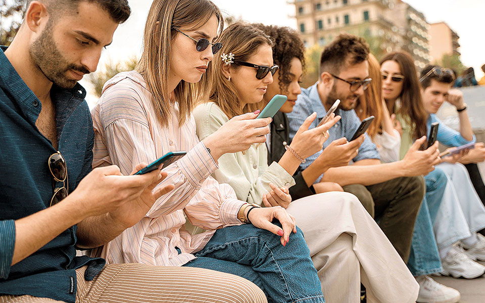 έξυπνη-απεξάρτηση-από-το-smartphone-561714013