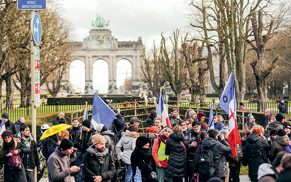 Στις Βρυξέλλες έφτασε το «κομβόι της ελευθερίας»-1