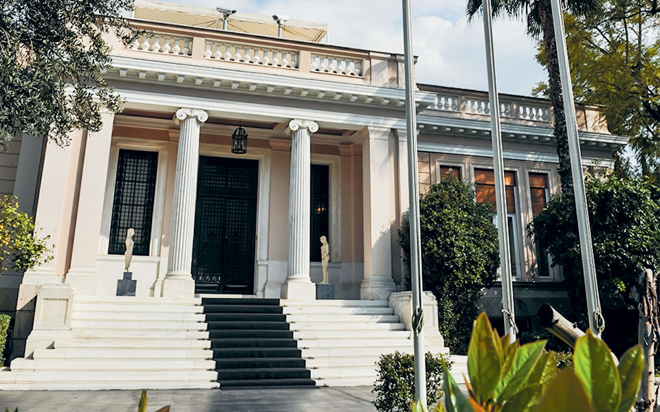 διαχωριστικές-γραμμές-από-μητσοτάκη-561719527