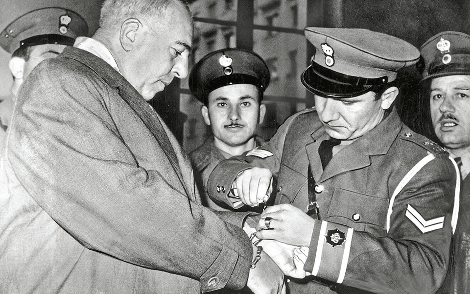 το-φάντασμα-του-μέρτεν-επιστρέφει-561728449