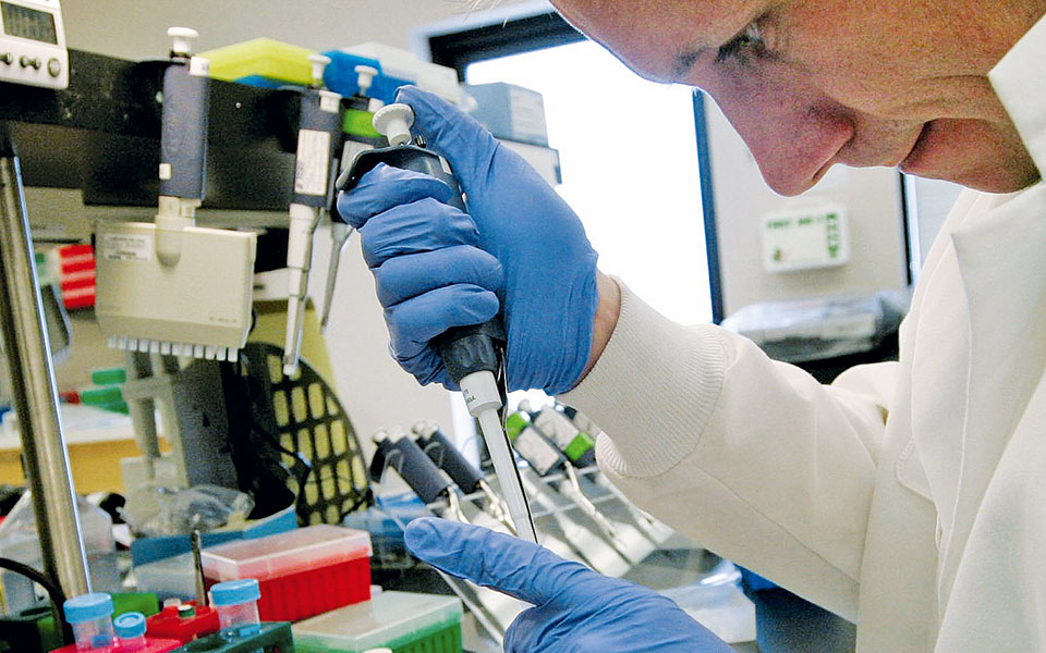 συμψηφισμός-επενδύσεων-φαρμακευτικώ-561721378