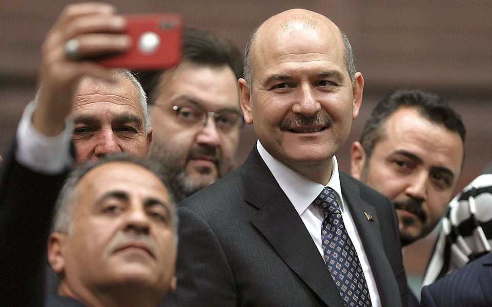 ελληνοτουρκικά-ο-σοϊλού-επιτίθεται-σ-561724996