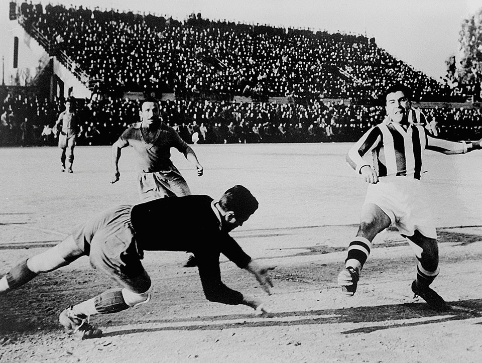 Το ποδόσφαιρο των ηρώων-1