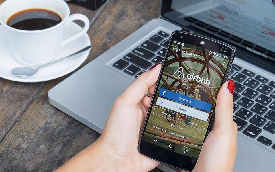 ξενοδόχοι-κατά-airbnb-561732844