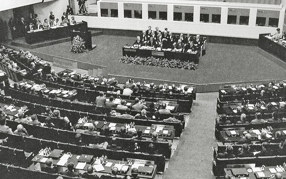 άρθρο-του-α-μαλλιά-στην-κ-το-μεγάλο-λ-561739786