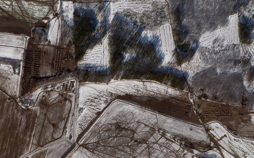 Ουκρανικό: Νέα συσσώρευση ρωσικών δυνάμεων αποκαλύπτουν δορυφορικές λήψεις-3