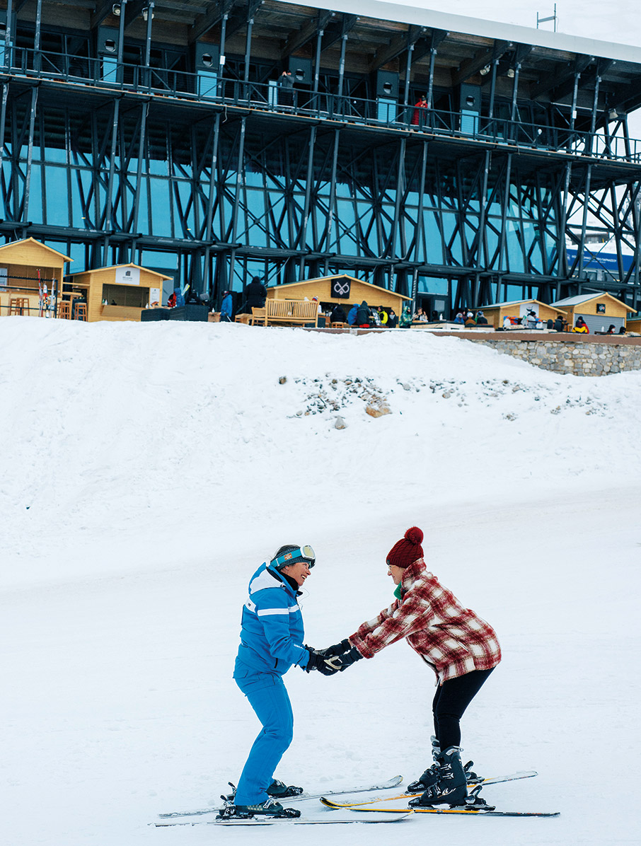 Παρνασσός: Μικροί-μεγάλοι στο χιονοδρομικό-3