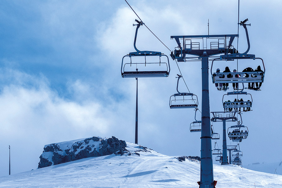 Παρνασσός: Μικροί-μεγάλοι στο χιονοδρομικό-1