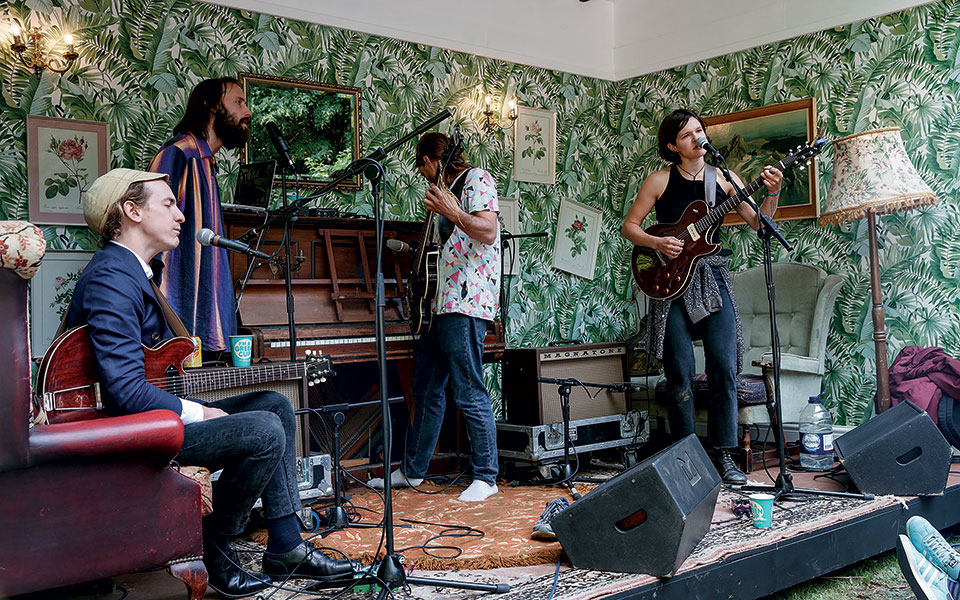 Big Thief: Συνέντευξη με ένα από τα πιο hot γκρουπ της εποχής-1