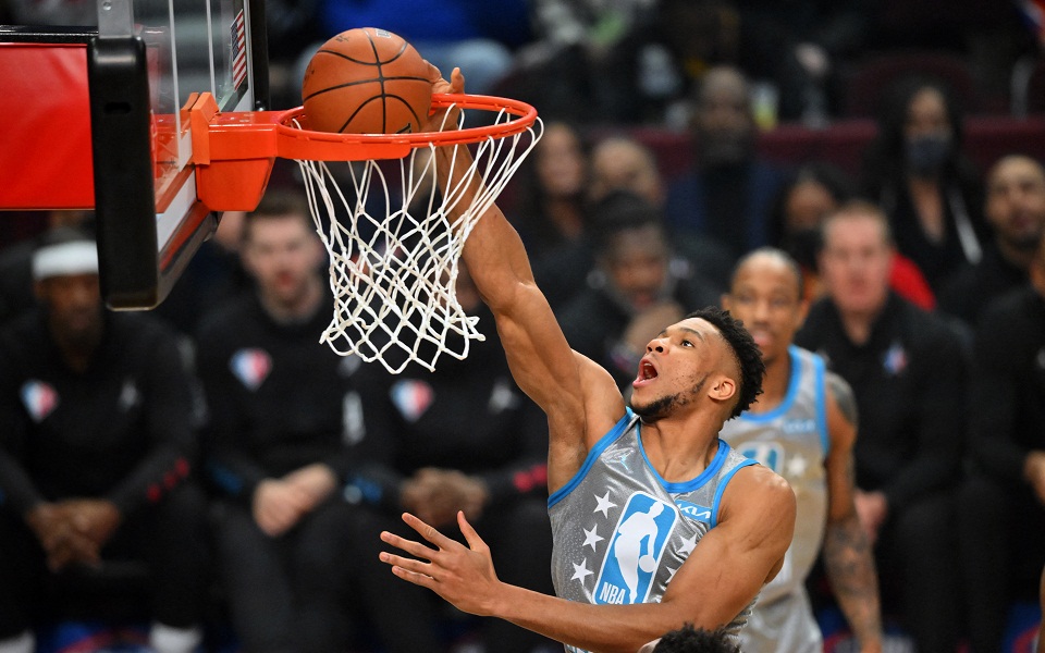 νβα-με-30-πόντους-του-giannis-η-team-lebron-πήρε-το-all-star-game-561729229