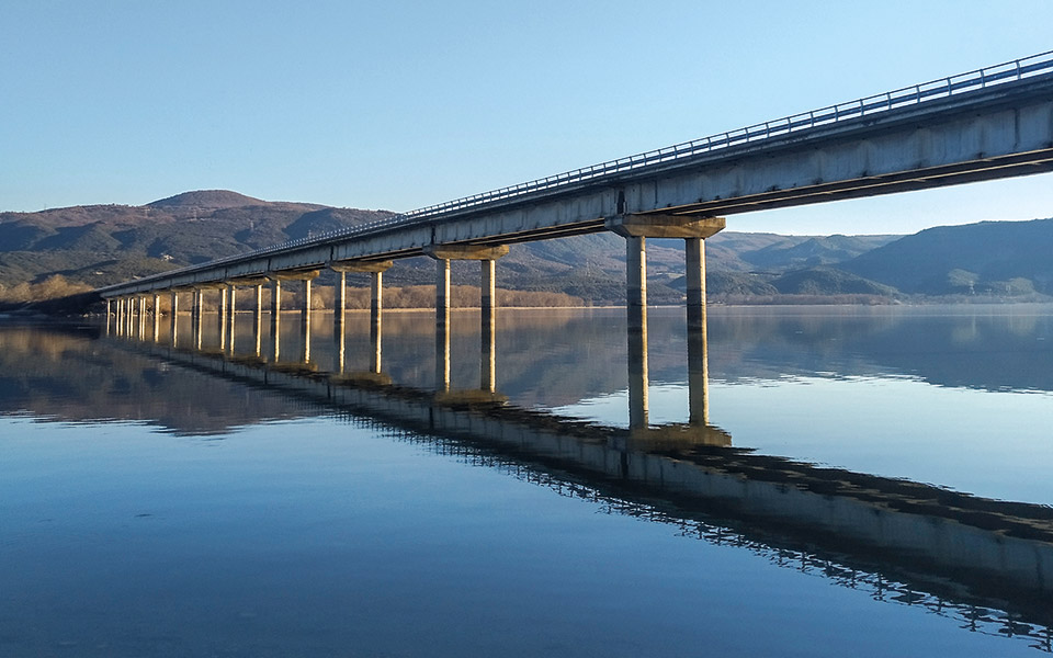 από-πόλη-σε-πόλη-στα-μυστικά-του-κάμπου-561731008