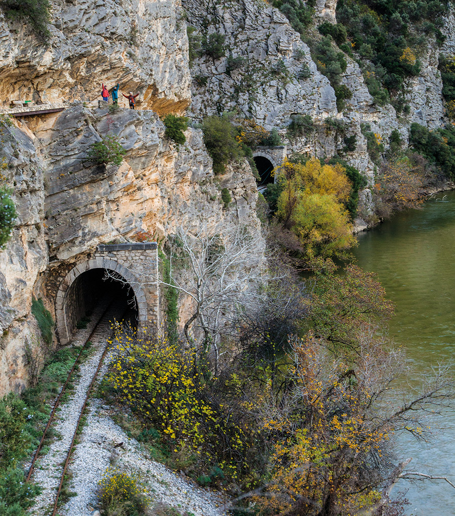Πεζοπορίες με… θέα στις γραμμές του τρένου-5