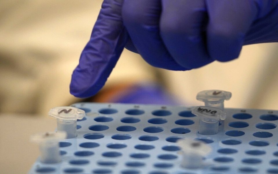 κορωνοϊός-δύο-στα-τρία-παιδιά-έως-τεσσ-561706657