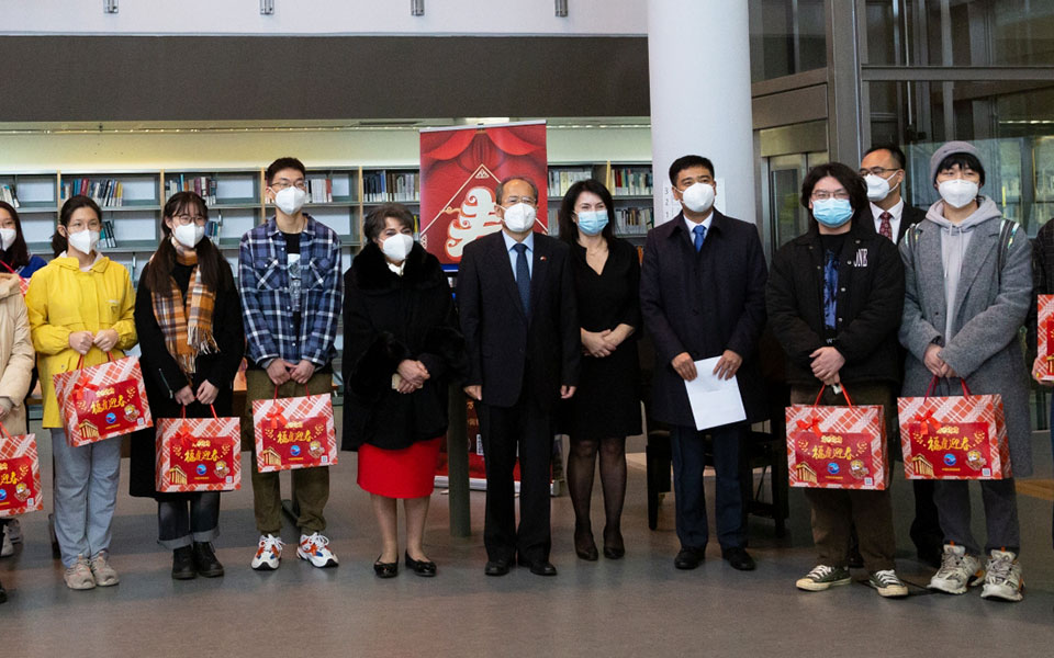 εορτασμός-της-κινεζικής-πρωτοχρονιά-561698611