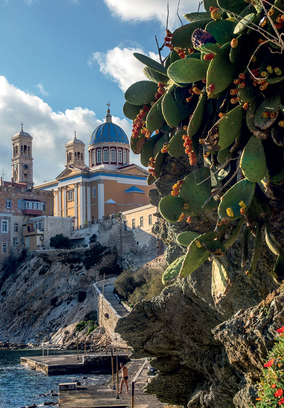 Σύρος: Πως είναι να ζεις σε ένα κυκλαδίτικο νησί όλο τον χρόνο;-1