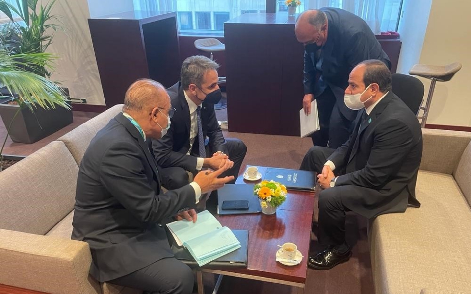 μητσοτάκης-σίσι-τετ-α-τετ-με-φόντο-το-561724108