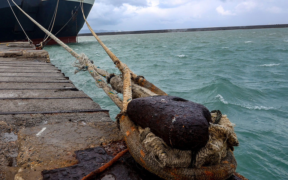 συνεχίζονται-τα-προβλήματα-στις-ακτο-561710179