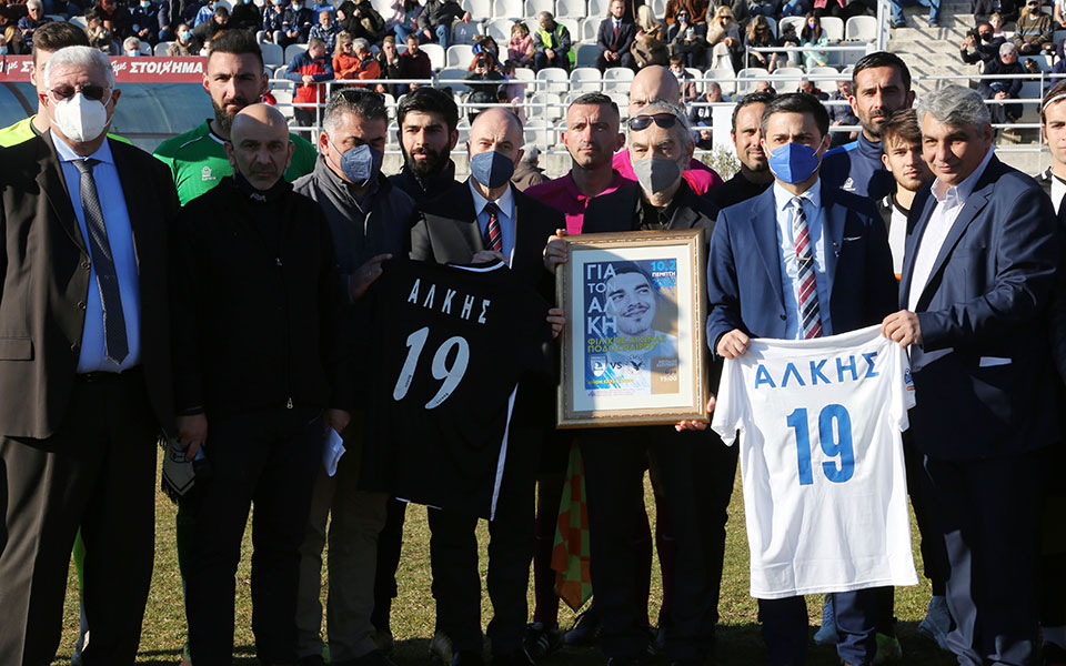 πατέρας-άλκη-ας-είναι-η-θυσία-του-γιου-561712510