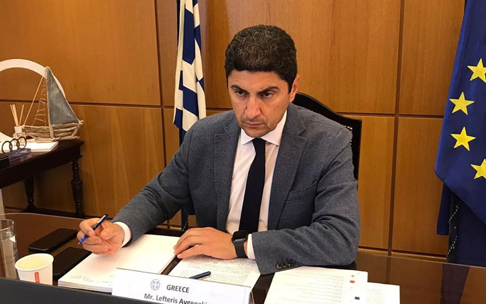 λευτέρης-αυγενάκης-θετικός-στον-κορω-561720493