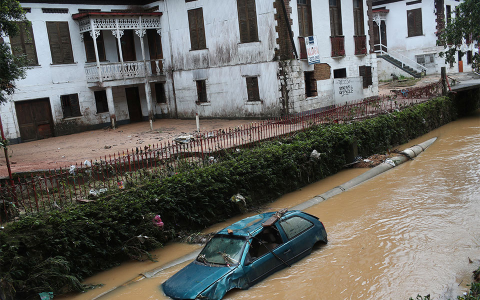 Βραζιλία: Τουλάχιστον 38 νεκροί από πλημμύρες και κατολισθήσεις-2