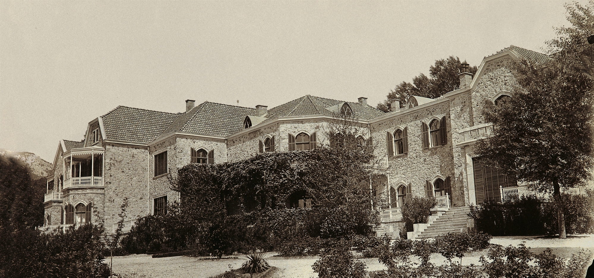 το-τατόι-στη-μηχανή-του-χρόνου-το-ανάκτ-561703951