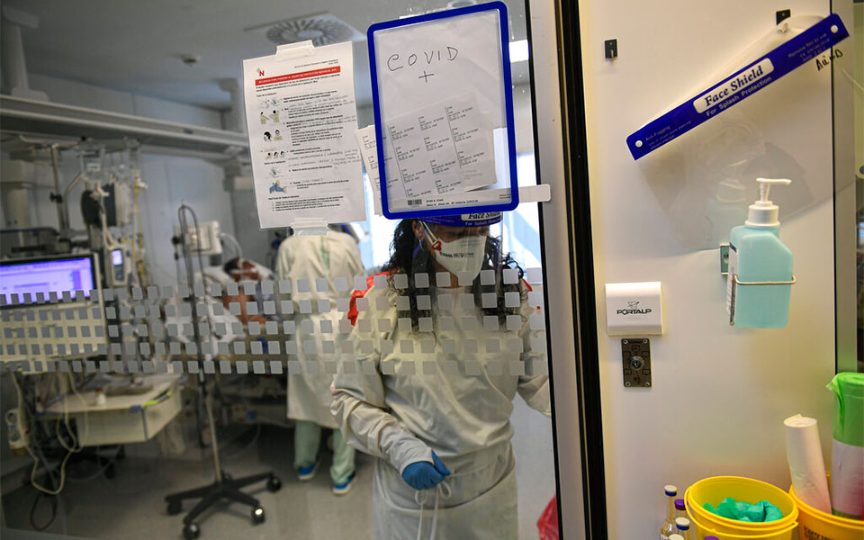 κορωνοϊός-53-θάνατοι-459-διασωληνωμένοι-561733066