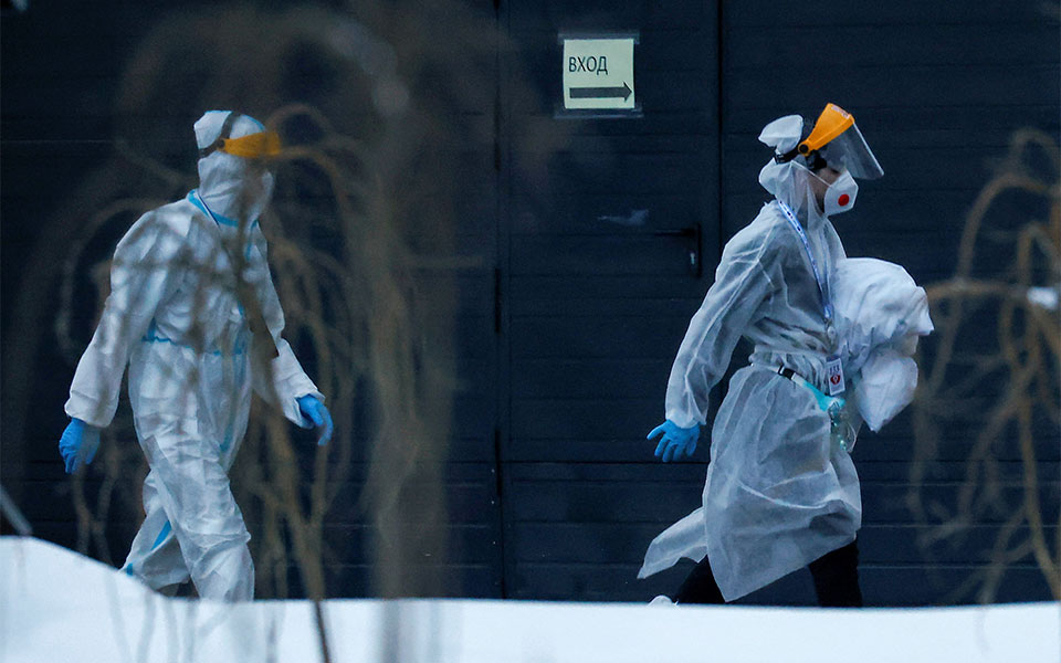 κορωνοϊός-το-αισιόδοξο-και-το-μαύρο-561697756