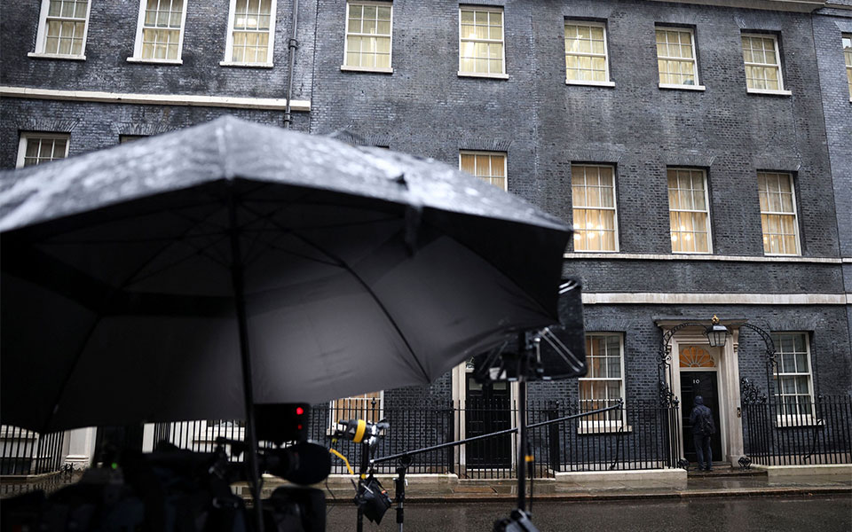 partygate-βρετανία-επιταχύνει-την-έρευνα-η-σ-561712324