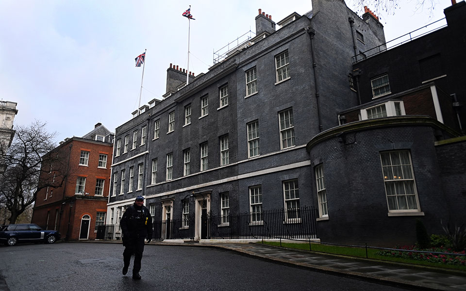 η-αρχαία-ελληνική-τραγωδία-του-μπόρ-561706153