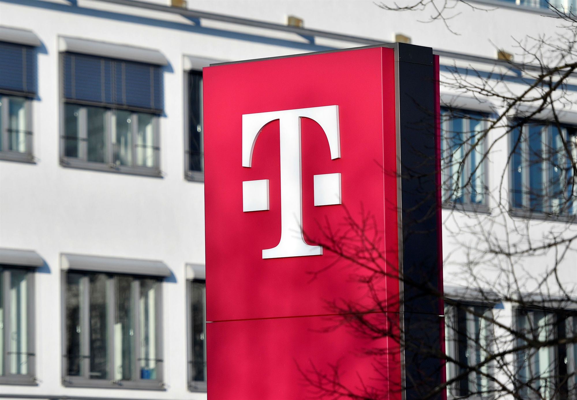 θολές-υποσχέσεις-από-εταιρείες-κολοσ-561710038