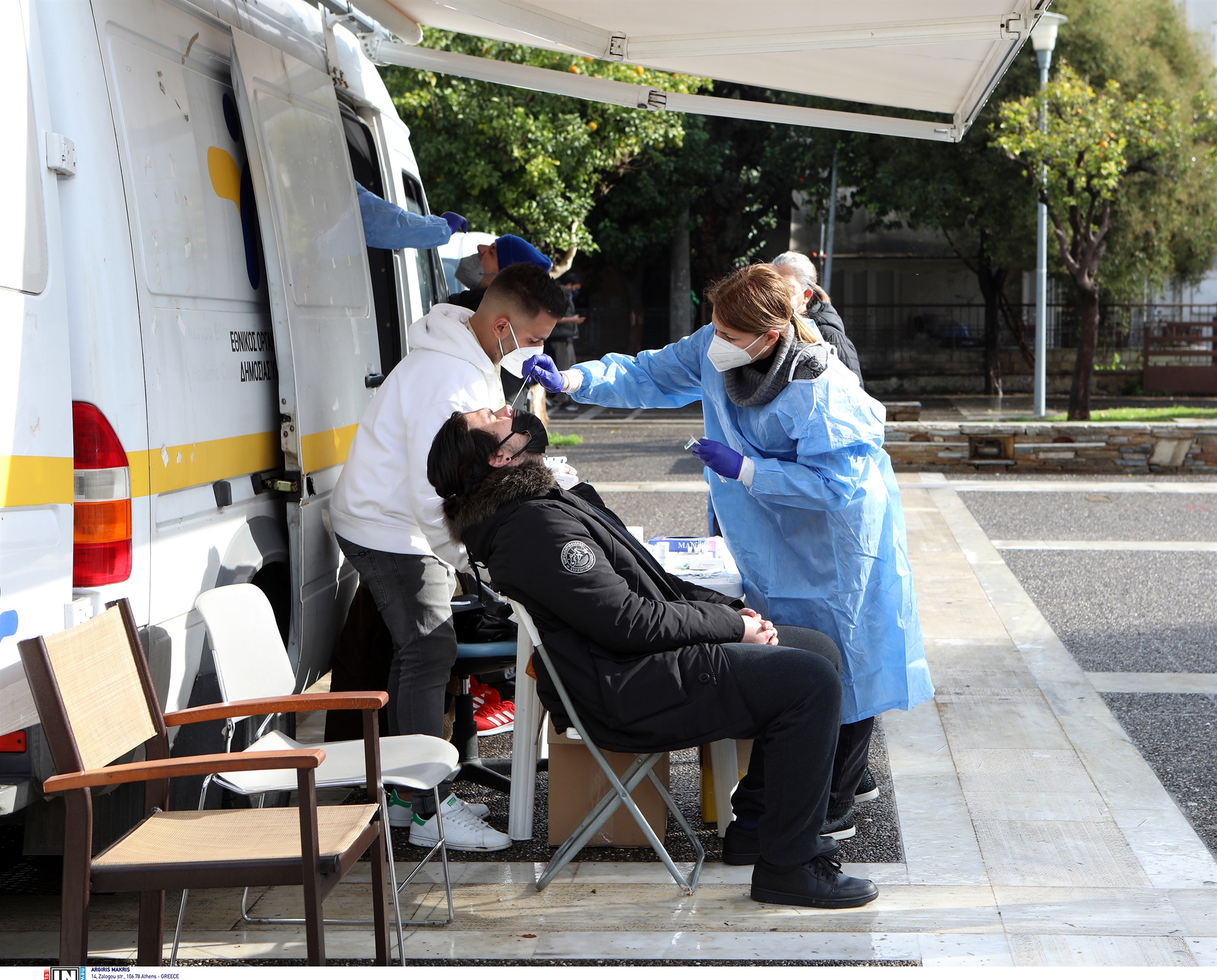 κορωνοϊός-σε-εγρήγορση-οι-γονείς-για-τ-561713074